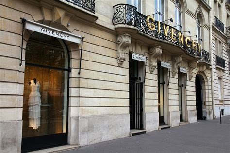 givenchy director creativo|givenchy designers.